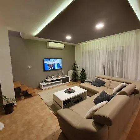 Holiday home Holiday Nikol