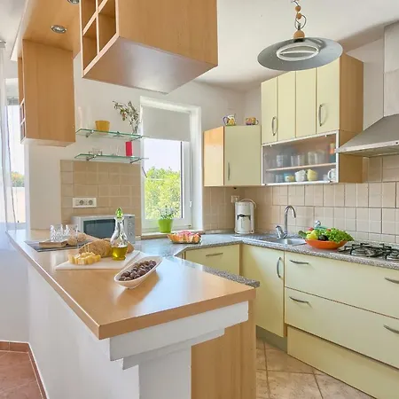 Hébergement de vacances Nikol *