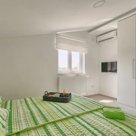 Nikol Hébergement de vacances *