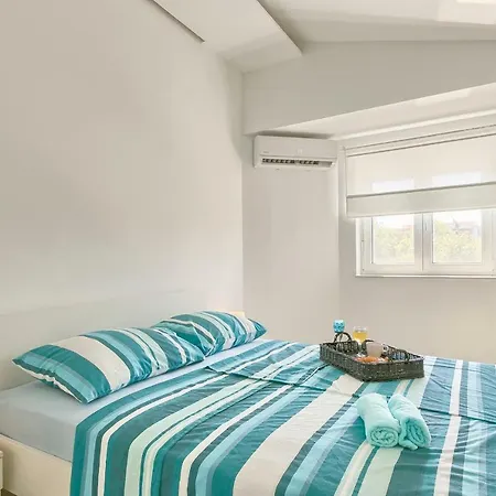 Nikol Hébergement de vacances *