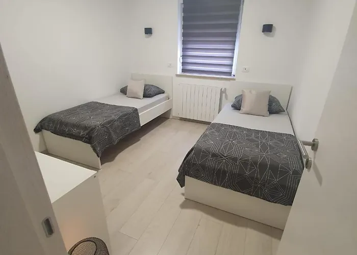 Nikol Semesterbostad