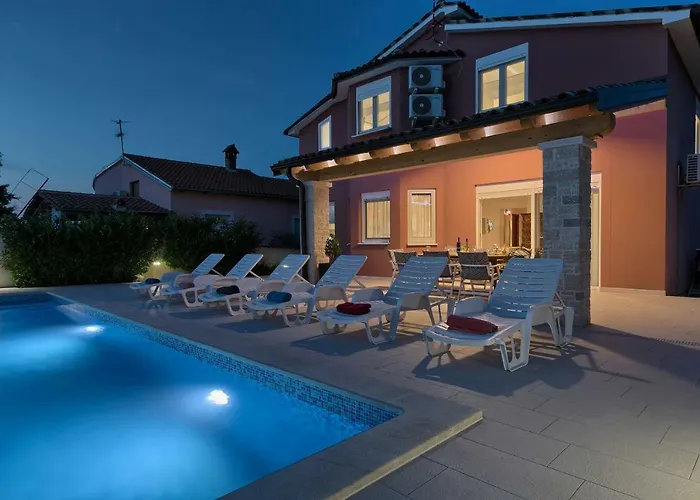 Vikendica Holiday Nikol Pula