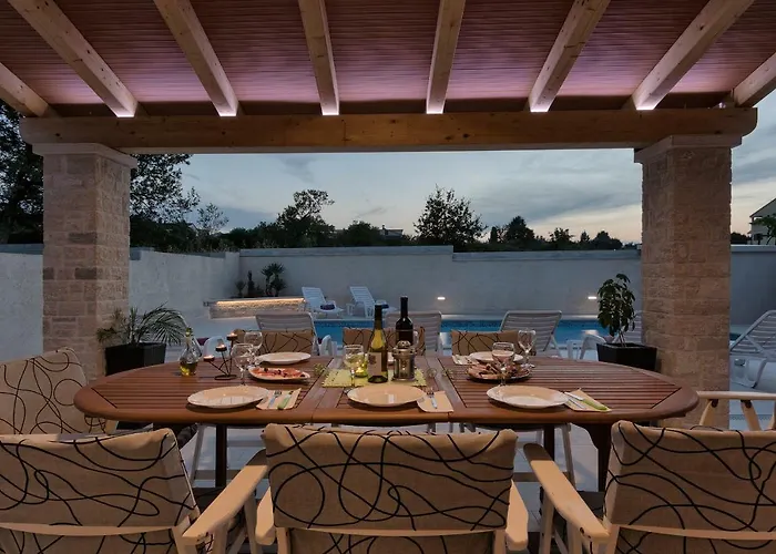 Vikendica Holiday Nikol Pula